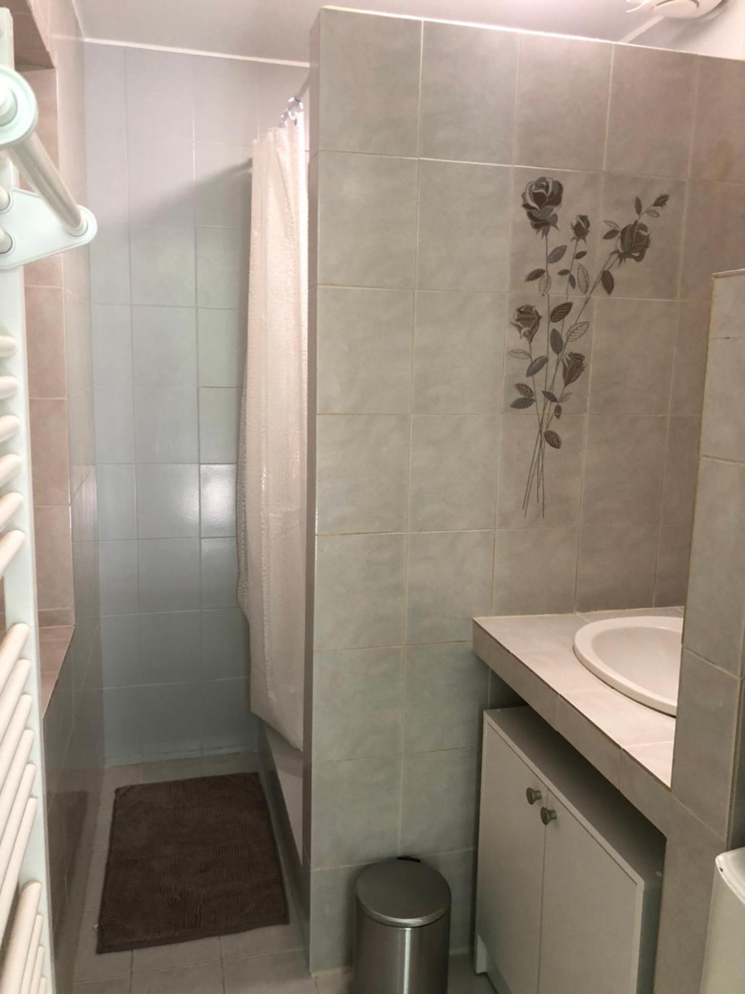 Apartament T2 Avec Terrasse Calme Et Ensoleillee Saint-Claude Zewnętrze zdjęcie